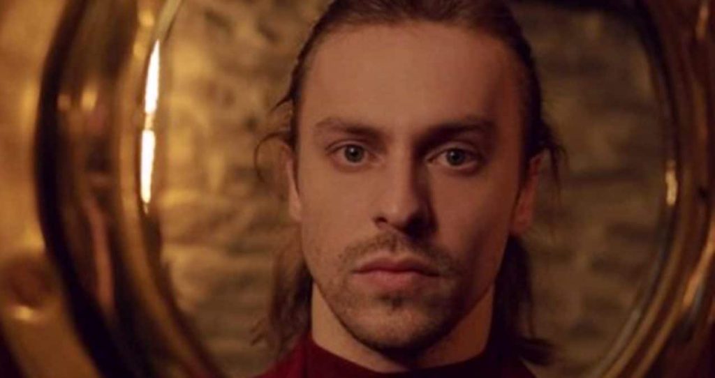 Metin Akdülger "Kulüp"ün ekibine dahil oldu!