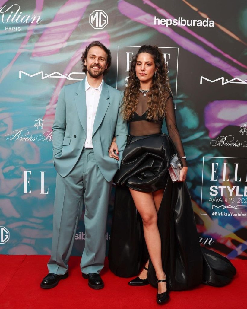 Metin Akdülger'in gururlu gecesi!