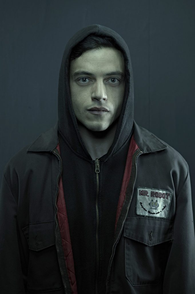 Mr. Robot'ta Türk Bayrağı ve Atatürk Büstü dikkatlerden kaçmadı