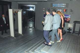 Muhteşem Yüzyıl'ın Rüstem Paşa'sı çapkınlık turunda!