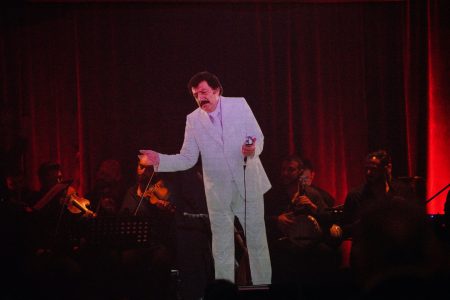 Müslüm Gürses'in 'Tozlu Raflar'ına unutulmaz lansman!