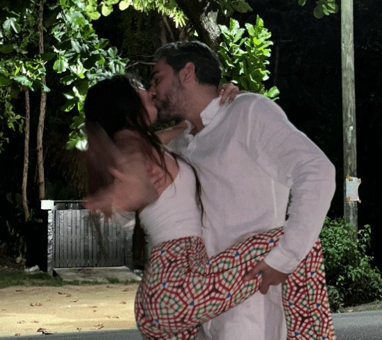 Neslihan Atagül ve Kadir Doğulu çifti aşka geldi! Neslihan Atagül ve Kadir Doğulu çifti aşka geldi!