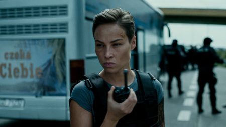 Netflix filmi Öfke Çemberi nasıl bir film? Furioza konusu