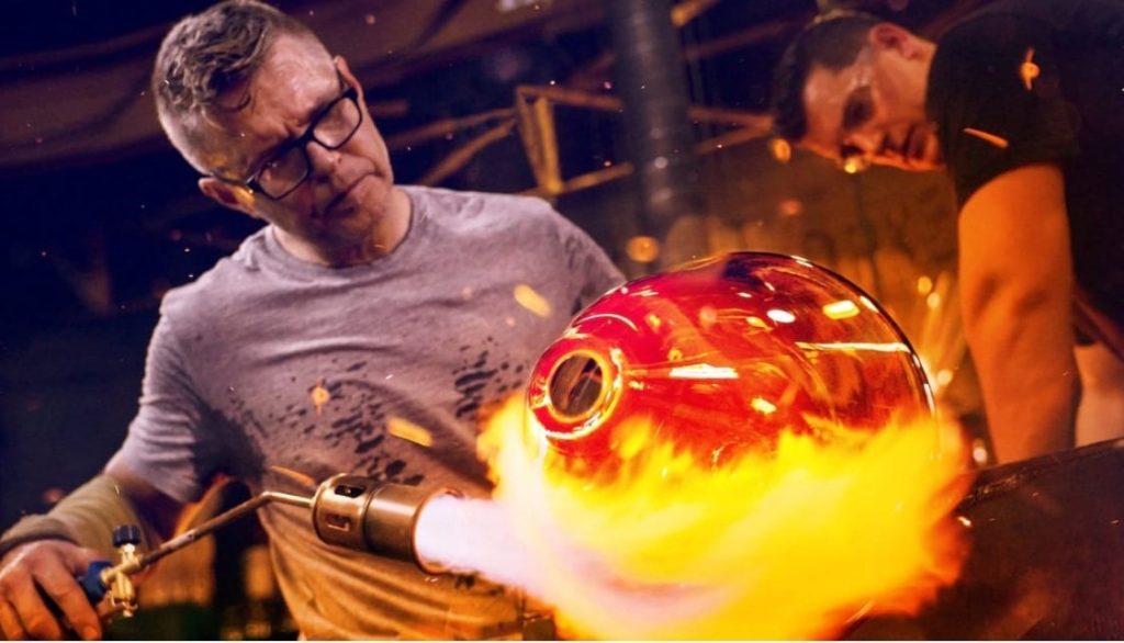 Netflix yapımı Blown Away 3. sezonuyla döndü! Yeni sezonda bilinmesi gerekenler!
