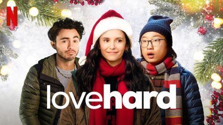 Nina Dobrev'li Love Hard nasıl bir yapım? Konusu