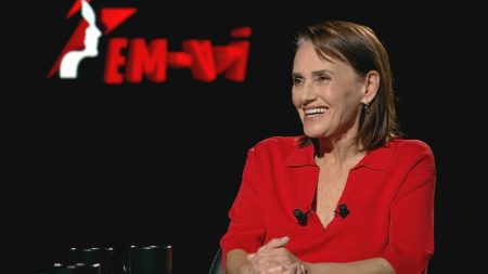 Nur Sürer: "Okulda adım fakirler listesindeydi!"