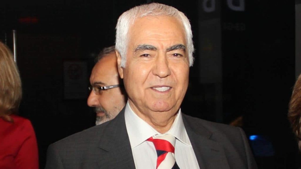 Nuri Sesigüzel hayatını kaybetti!