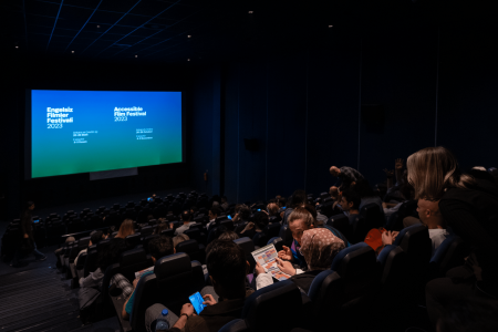 Ödüllü filmler Engelsiz Filmler Festivali 2024 programında!