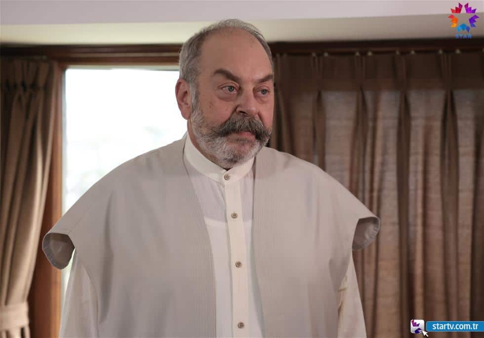 Ömer dizisi İzzet kimdir? Ali Düşenkalkar kimdir?