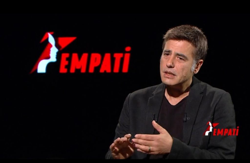 "ÖMER" Dizisinin Erdal'ı o evliliği için ilk kez konuştu!
