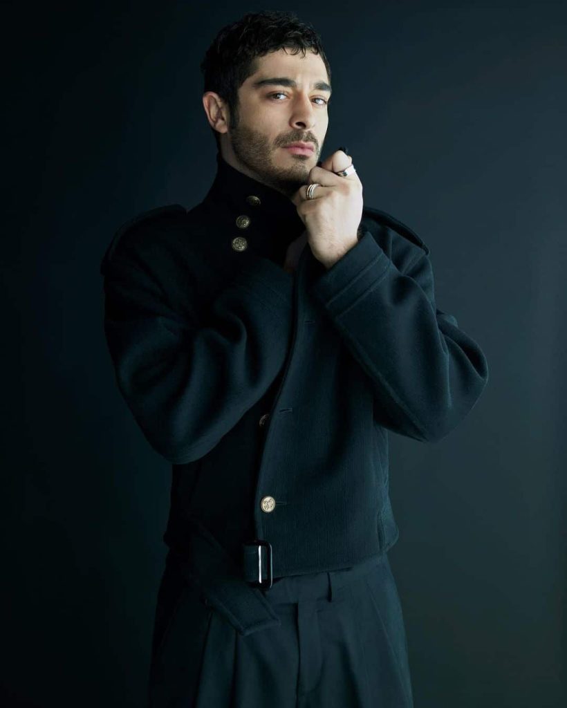 Oyuncu Burak Deniz
