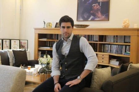 Oyuncu Çağlar Ertuğrul oyunculuğu bıraktı mı?