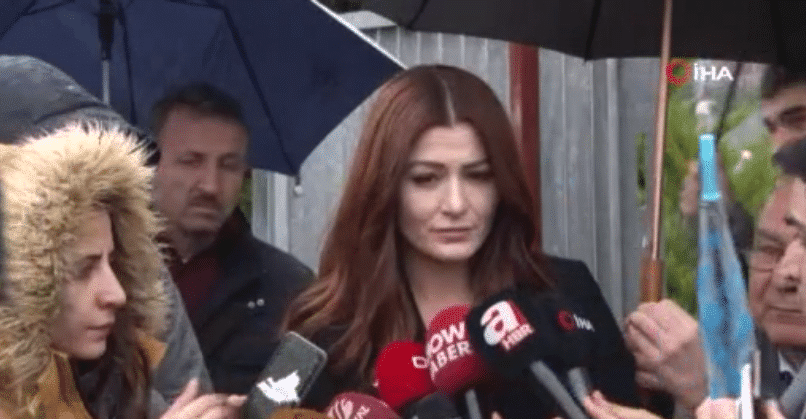 Oyuncu Deniz Çakır adliye çıkışı ilk açıklamasını yaptı!