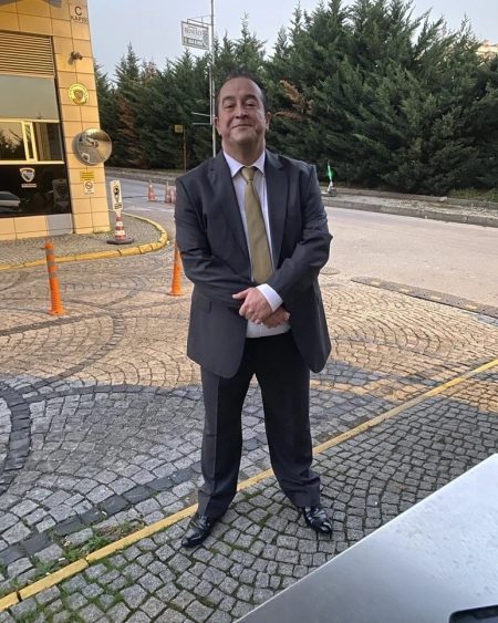 Oyuncu Vural Çelik son yolculuğuna uğurlandı!