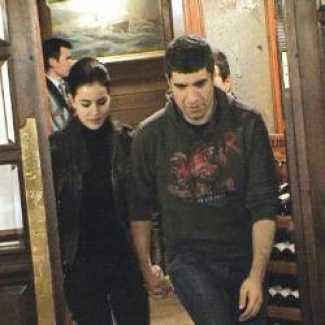Özcan ve Fahriye 5 saat öpüştü
