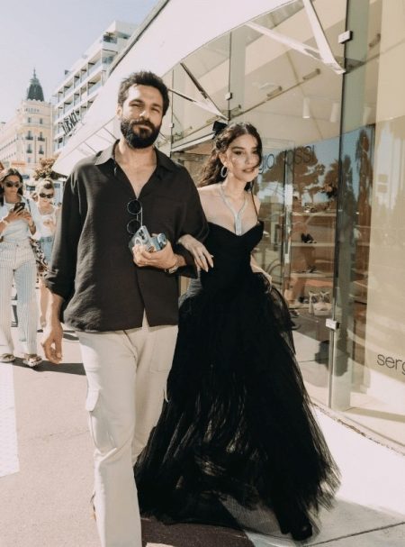 Özge Gürel’den romantik kutlama! Özge Gürel'den romantik kutlama!