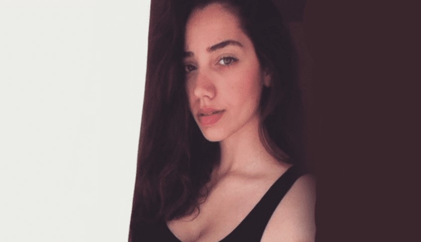 Özge Özacar da Ece Uslu ve Emre Kınay’ın Sevgili Geçmiş dizisinin kadrosunda! Özge Özacar da Ece Uslu ve Emre Kınay'ın Sevgili Geçmiş dizisinin kadrosunda!