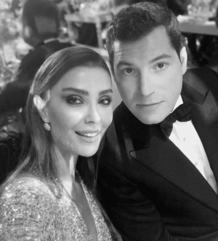 Özge Ulusoy'dan sevgilisine romantik kutlama!