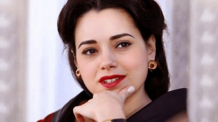 Özgü Namal yeni projesi için imaj değiştirdi Özgü Namal yeni projesi için imaj değiştirdi