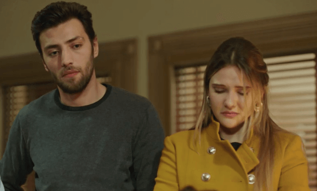 Paramparça Deniz neden diziden ayrıldı?