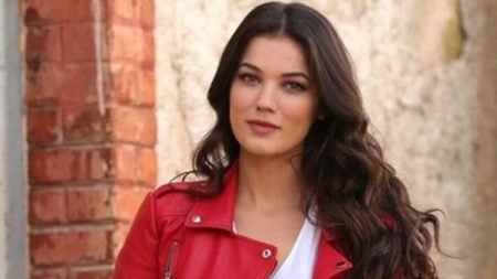 Pınar Deniz Menajerimi Ara dizisine konuk oluyor!