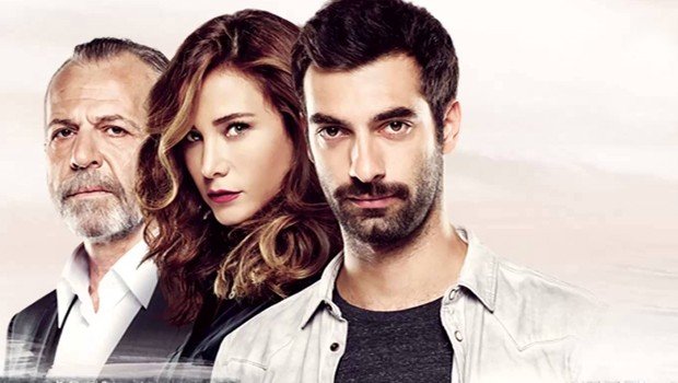 Poyraz Karayel Blu TV'de devam edecek mi?