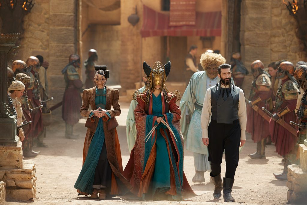 Prime Video fantastik dizisi "The Wheel of Time"