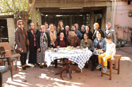 Ramo dizisinin başrolü Murat Yıldırım Adanalı kadınlarla bir araya geldi!