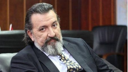 Renan Bilek Ramo dizisine konuk oluyor!