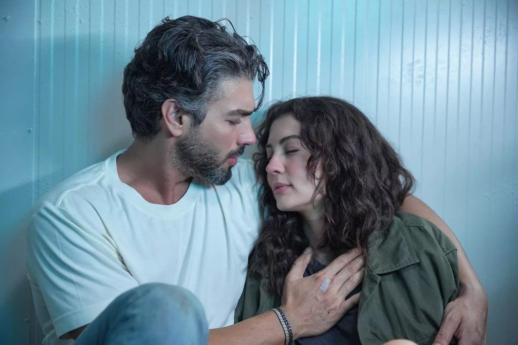 Ruhun Duymaz 8. Bölümde Onur ve Ece sonunda yüzleşti! Finalde neler olacak?