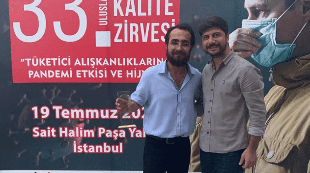 “S1F1R B1R: Bir Zamanlar Adana’da” ‘En İyi İnternet Dizisi’ ödülünü aldı!