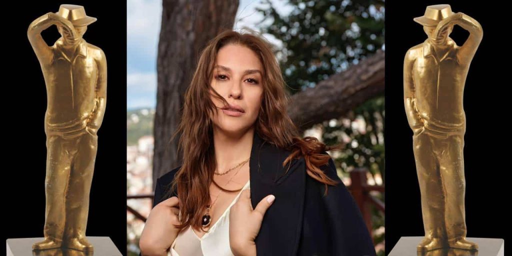 Sadri Alışık ödüllerinde Evrim Alasya sürprizi!