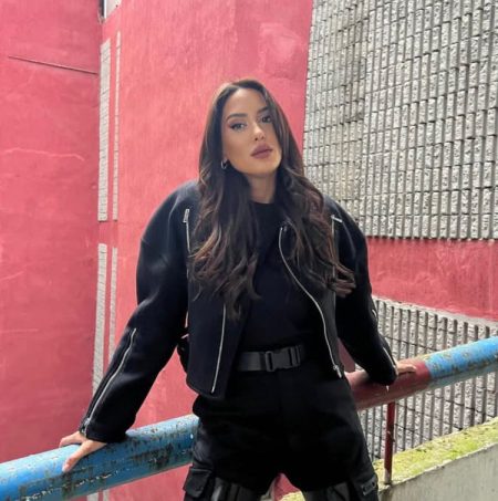 Sahra Işık