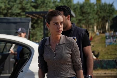 Sandık Kokusu 25. Bölümde Reha işlemleri başlatıp Karsu'yu polislere yakalattı!