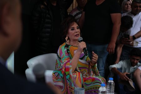 Şanlıurfalıların Hülya Koçyiğit sevgisini yağmur durduramadı!