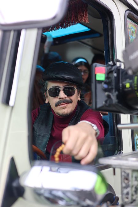 Şarkıcı Ersay Üner minibüs şoförü oldu