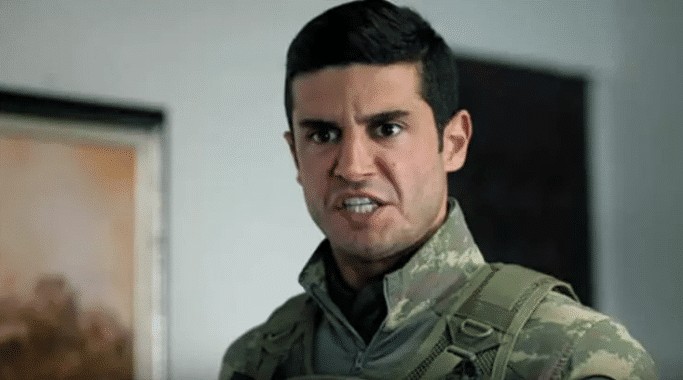 Savaşçı dizisi final mi yaptı? Berk Oktay açıkladı! Savaşçı dizisi final mi yaptı? Berk Oktay açıkladı!