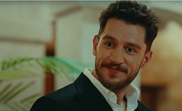 Sefirin Kızı’nın Gediz’i Uraz Kaygılaroğlu Camdaki Kız projesini reddetti! Sefirin Kızı'nın Gediz'i Uraz Kaygılaroğlu Camdaki Kız projesini reddetti!