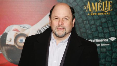 Seinfeld yıldızı Jason Alexander'ın yeni dizisi Richard Lovely oldu! Richard Lovely konusu