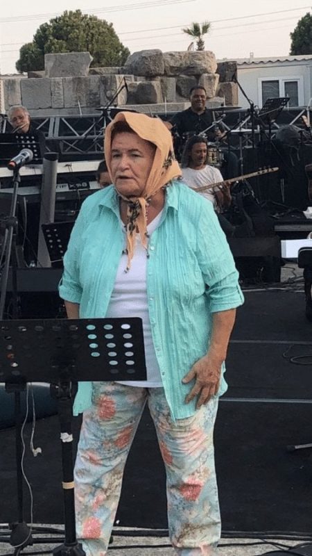 Selda Bağcan'ın kombini gündem oldu!