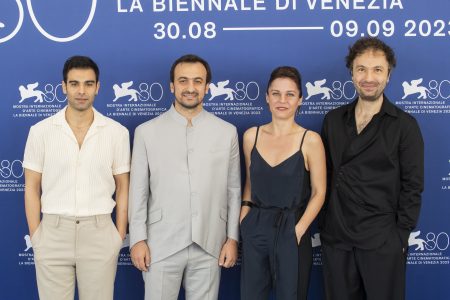 Selman Nacar’ın son filmi ‘Tereddüt Çizgisi’nin dünya prömiyeri Venedik Film Festivali’nde gerçekleşti!
