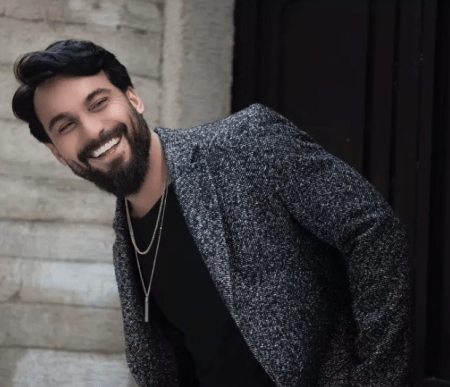 Sen Çal Kapımı'nın Efe'si Ali Ersan Duru diziden ayrılıyor!