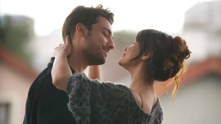 Senden Önce ilk bölümüyle ekran serüvenine bomba gibi başladı! İhanetin asıl mimarı kim?