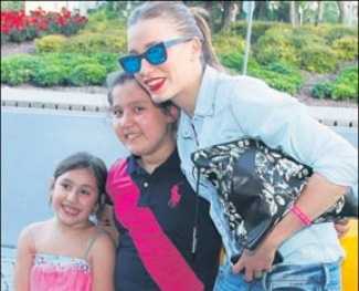 Serenay Sarıkaya gidiyor!