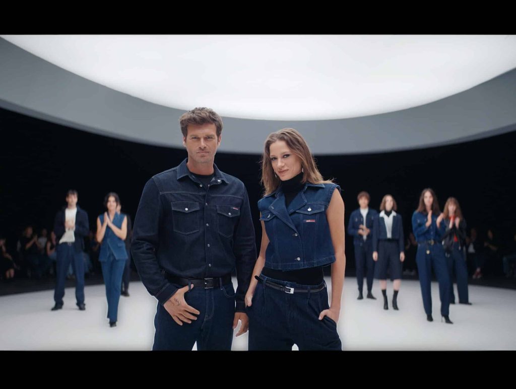 Serenay Sarıkaya ile Kıvanç Tatlıtuğ yeni reklam kampanyasında buluştu!