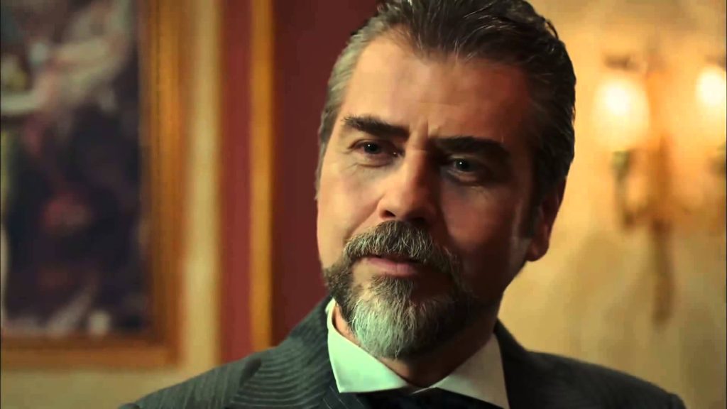 Serhat Tutumluer Vatanım Sensin ekibinde!