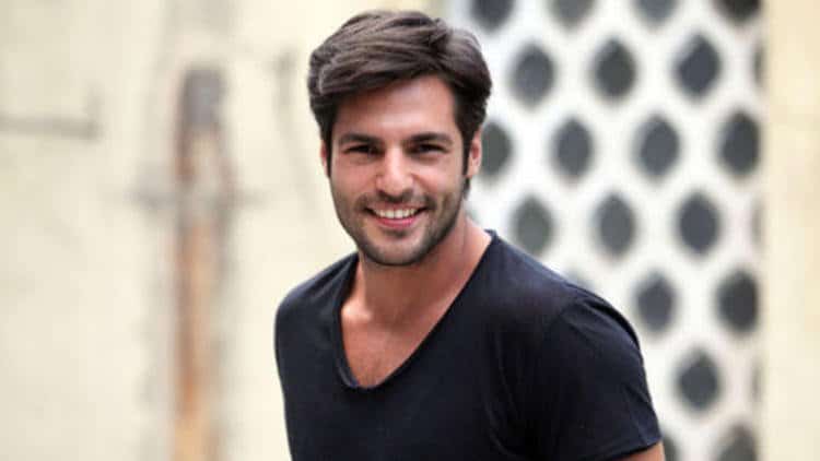Serkan Çayoğlu yeni dizisi Miras ile anlaştı!