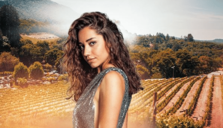 Sevgili Geçmiş'in Azra'sı Özge Özacar Sezen Aksu şarkısı söyleyecek!