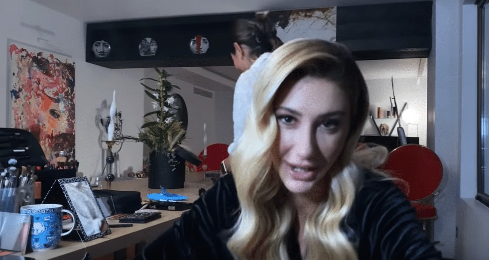 Şeyma Subaşı Youtube kanalı açtı!