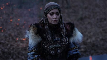 Sezin Akbaşoğulları ve Celal Al "Kudüs Fatihi Selahaddin Eyyubi"nin kadrosuna katılıyor!